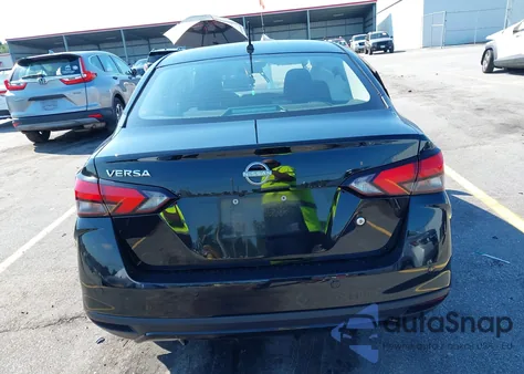 2024 Nissan Versa 1.6 S z USA, uszkodzony, nr VIN 3N1CN8DV1RL840701